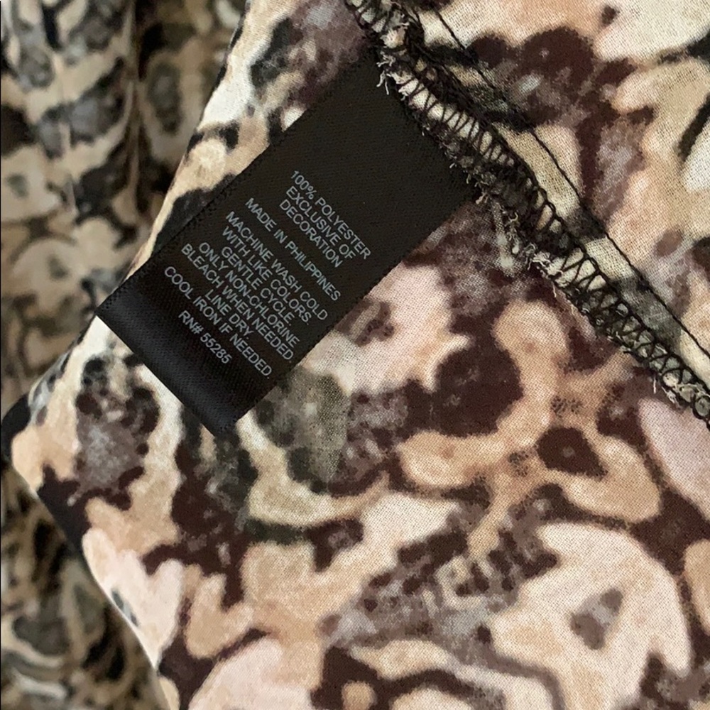 Express Lace Inset Sheer Print Kimono - Picture 4 of 6